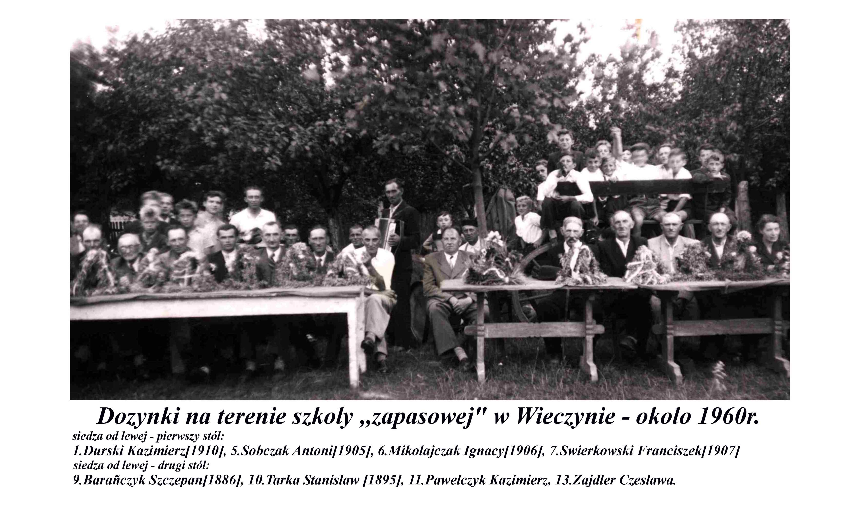 kronika wieczyna - aalc83-Dożynki w Wieczynie - okolo 1960r.jpg