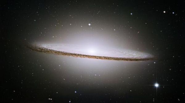 Zdjęcia teleskopem Hubblea - hubble_star5.jpg