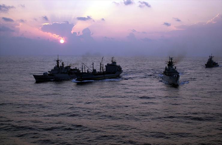 okręty wojenne - Military-Naval-13390.jpg