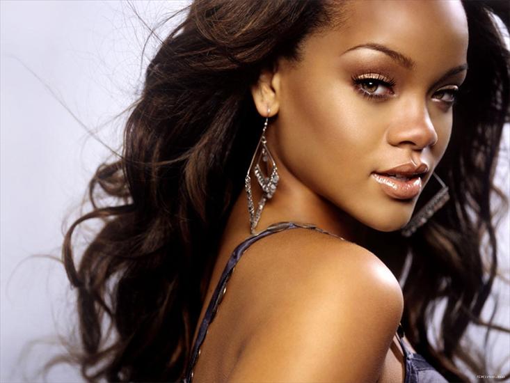 Fotki- Rihanna - rihanna3a.jpg