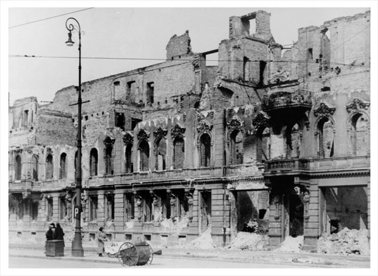 Warszawa w latach okupacji 1939-1944 - Warsaw 095.jpg
