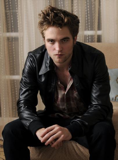 Robert Pattinson - Rob99.jpg