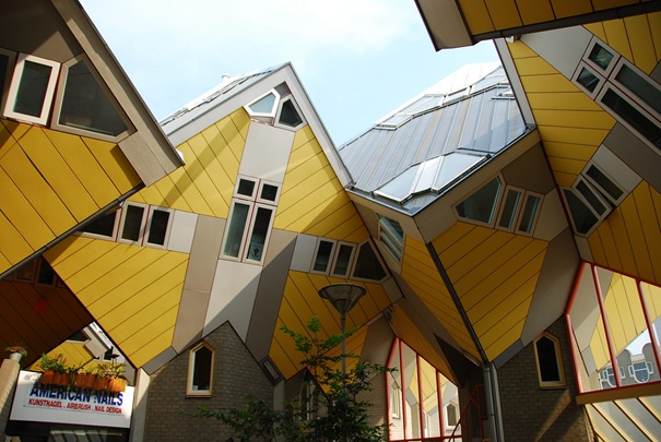 Najdziwniejsze domy - Roterdam Holland.jpg
