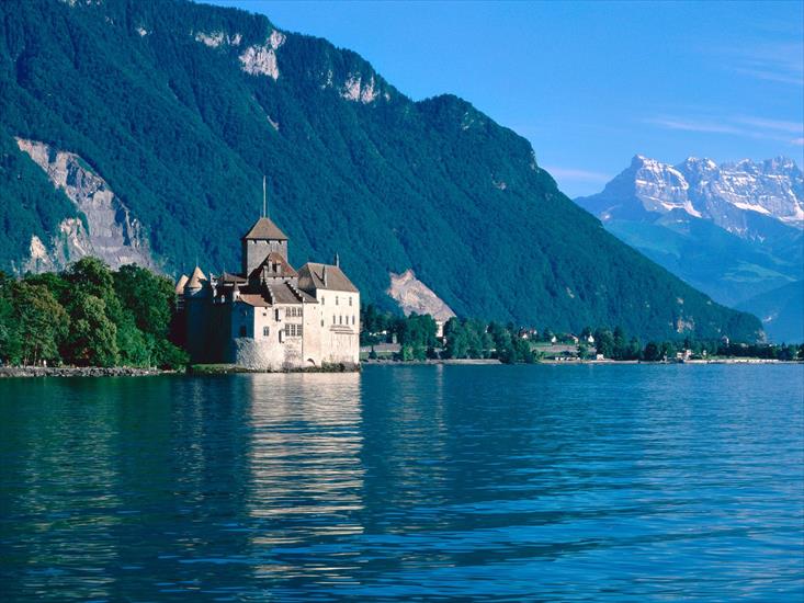 Zamki  świata - Chateau de Chillon, Lake Geneva, Switzerland.jpg