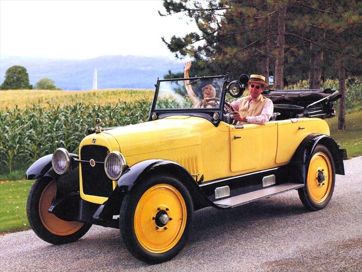 SAMOCHODY STARE - 1922 Studebaker Special Six Roadster Yellow.jpg